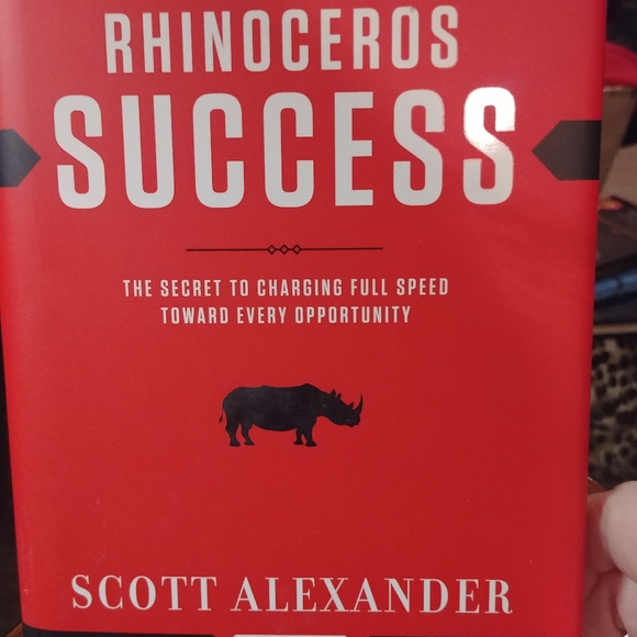 Hardback - Picture 1 of 1